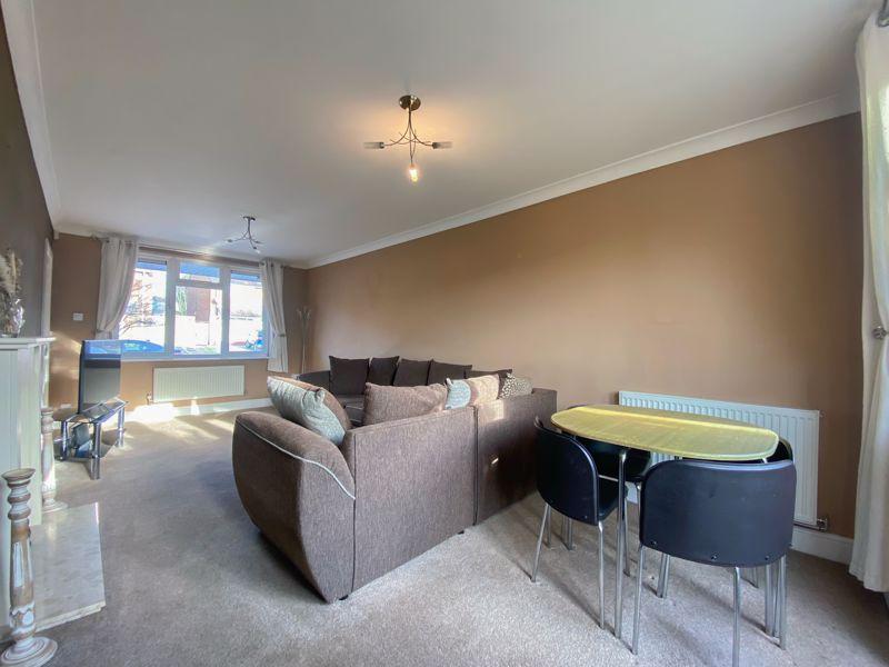 Living room/diner