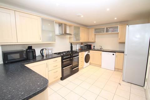5 Atkinson Road, Hawkinge, Folkestone, CT18 7SB