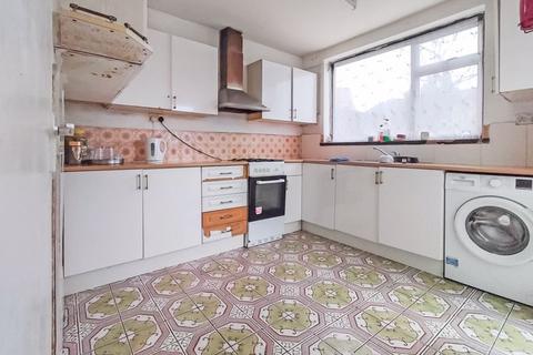 3 Ranworth Road, London, N9 0LN