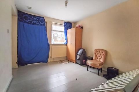 3 Ranworth Road, London, N9 0LN