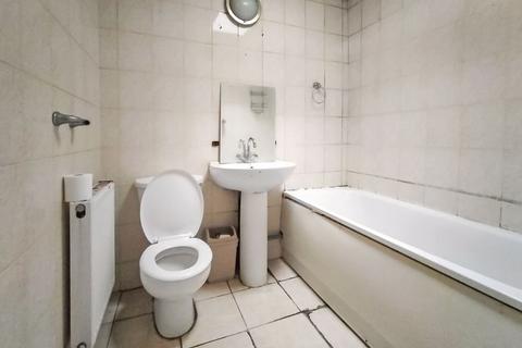 3 Ranworth Road, London, N9 0LN