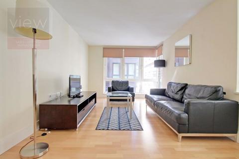 1 bedroom apartment to rent, High Timber Street, EC4V