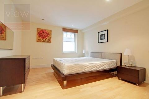 1 bedroom apartment to rent, High Timber Street, EC4V