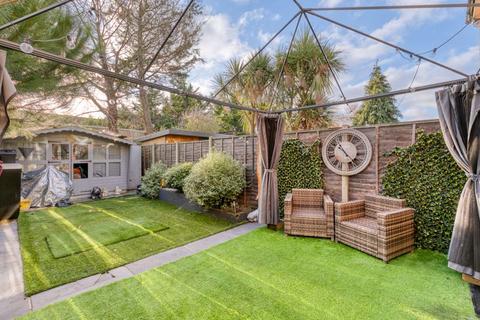 undefined, Homefield Road, Walton-On-Thames