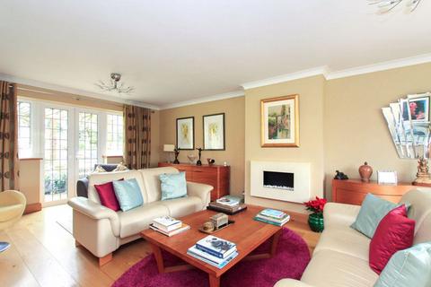 4 bedroom detached house for sale, London Road, Berkhamsted