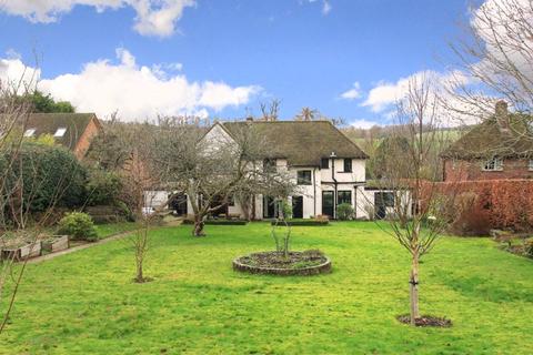 4 bedroom detached house for sale, London Road, Berkhamsted