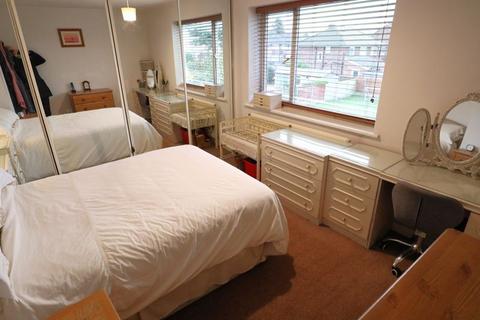 4 bedroom detached house for sale, Tytherington Drive, Tytherington