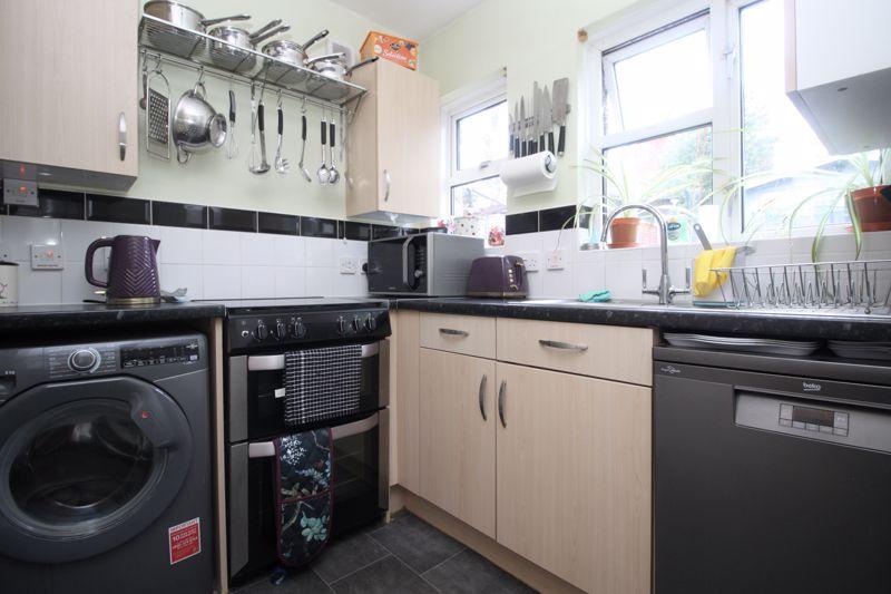 Carnation Road, Southampton SO16 3 bed semidetached house for sale £