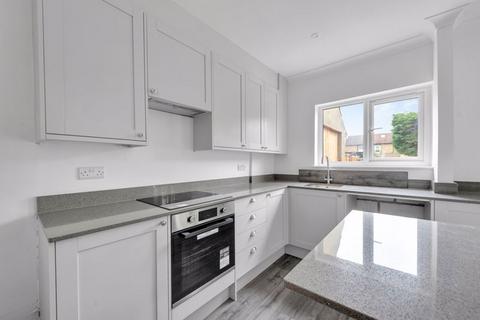 2 bedroom semi-detached house for sale, Albert Road, Bromley