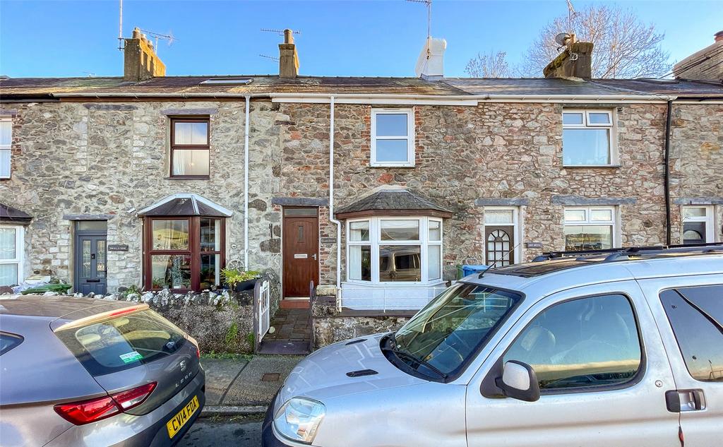Beach Road, Y Felinheli, Gwynedd, LL56 2 bed terraced house for sale