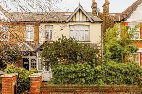 5 Craven Avenue, London, W5 2SY
