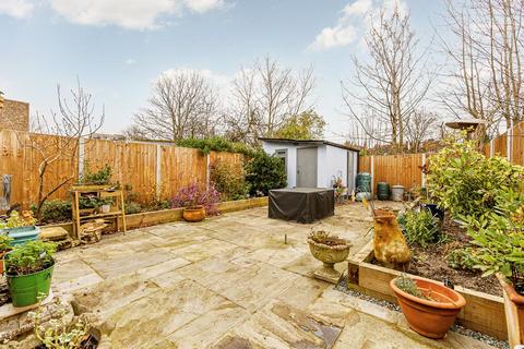 5 Craven Avenue, London, W5 2SY