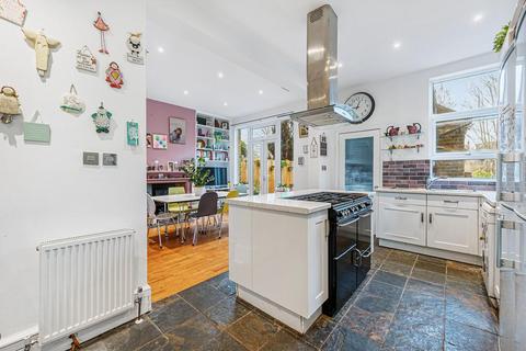 5 Craven Avenue, London, W5 2SY
