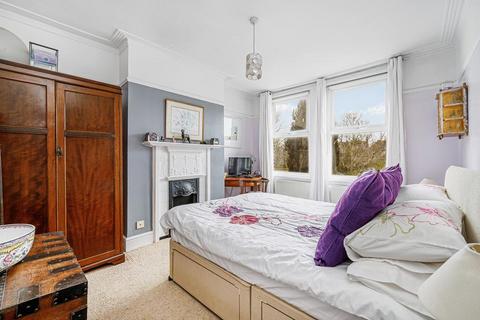 5 Craven Avenue, London, W5 2SY