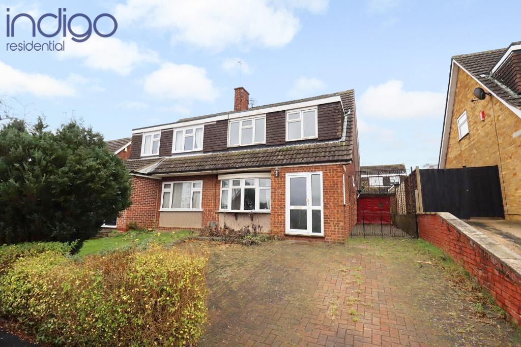 Sudbury Road, Leagrave, Luton, Bedfordshire, LU4 9HF 3 bed semi