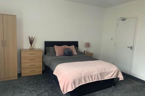 4 bedroom house share to rent, Burton Terrace, ,