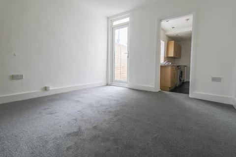 3 bedroom end of terrace house for sale, Exeter Road, Croydon, CR0