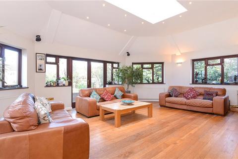 4 bedroom detached house for sale, The Avenue, Crowthorne, Berkshire