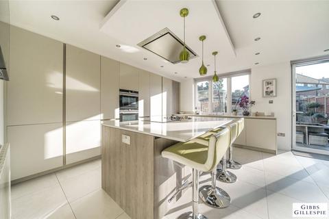 56 Walton Drive, Harrow, HA1 4XA