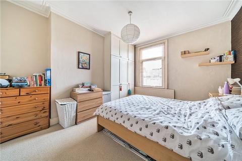 28a Laurel Gardens, London, W7 3JG