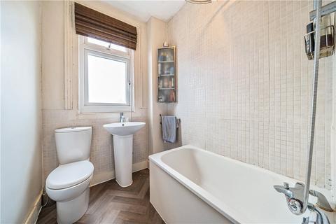 28a Laurel Gardens, London, W7 3JG