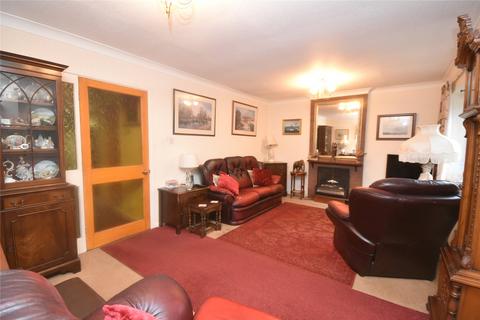 2 bedroom bungalow for sale, Upton Gardens, Upton-upon-Severn, Worcester, Worcestershire, WR8