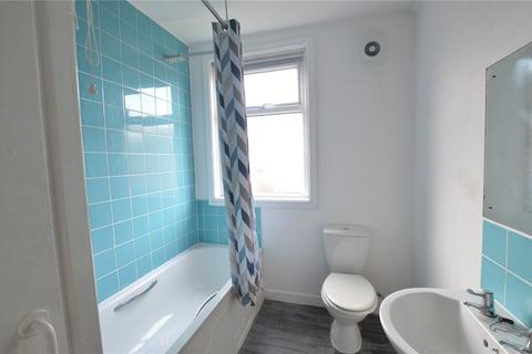 18 Arthington View, Leeds, LS10 2ND