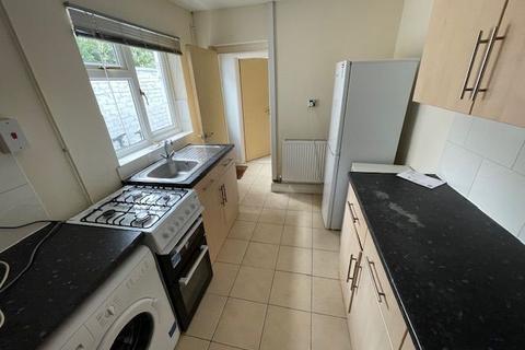 4 bedroom terraced house to rent, 7 Ranelagh Terrace, CV31 3BS