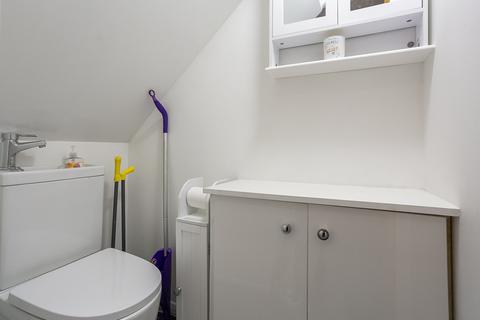 77 Cleekim Drive, Edinburgh, EH15 3QP