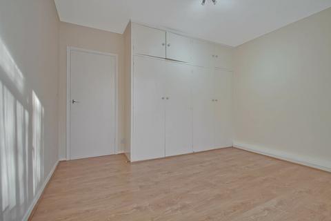 2 bedroom flat for sale, Ashurst Road, London, N12