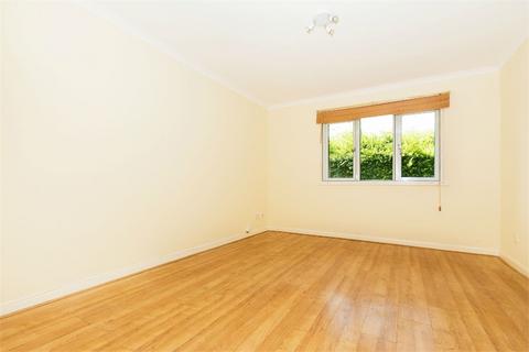 undefined, Spring Park, Holmlea Walk, Datchet SL3