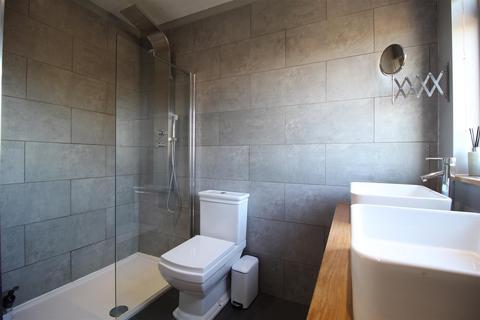 109 Meadowview Road, Epsom, KT19 9TT