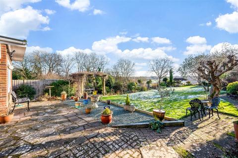 29 Cheyne Walk, Meopham, Gravesend, DA13 0PF