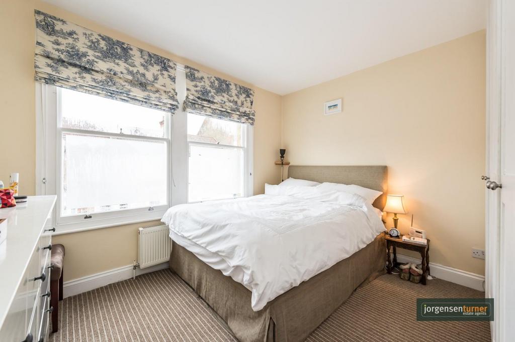 Tunis Road Shepherds Bush, London, W12 7EZ 1 bed flat for sale £400,000