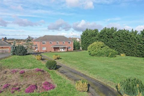 4 bedroom detached house for sale, Turnpike Road, Red Lodge