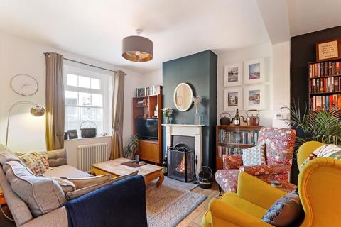 2 bedroom end of terrace house for sale, Cheltenham Road, Painswick, Stroud