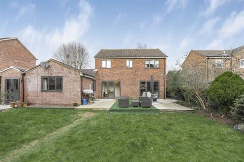 5 bedroom detached house for sale, Windmill Avenue, Bicester