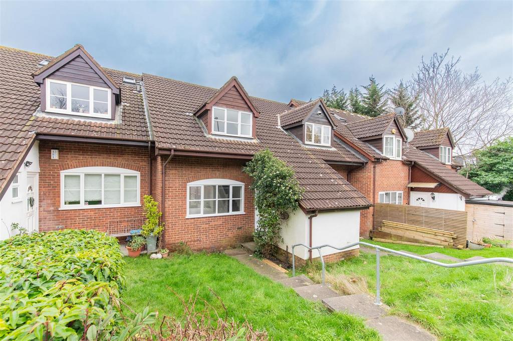 Snowdon Drive, London 3 bed terraced house £500,000