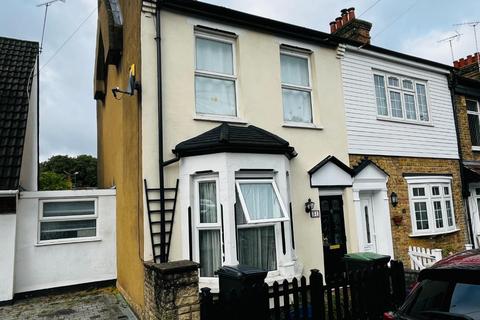 3 bedroom end of terrace house for sale, Smeaton Road, Woodford Green IG8