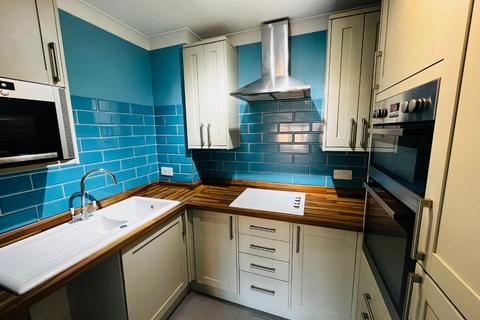 1 bedroom flat for sale - Albert Road, Buckhurst Hill IG9