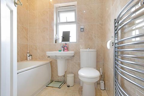 3 bedroom terraced house for sale, Chestnut Close, Buckhurst Hill IG9