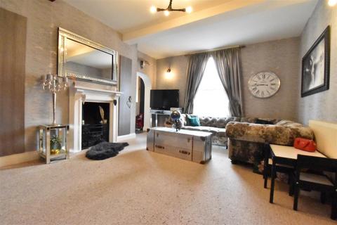 1 bedroom flat for sale, High Street, Henley-In-Arden