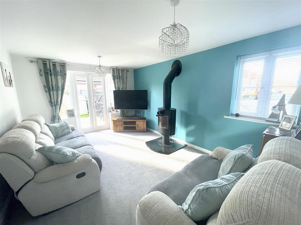 Sharpham Road, Glastonbury 4 bed detached house for sale £375,000