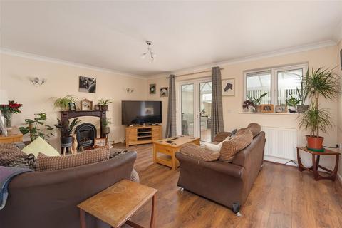 3 bedroom detached bungalow for sale, King Arthur Road, Cliffsend, Ramsgate