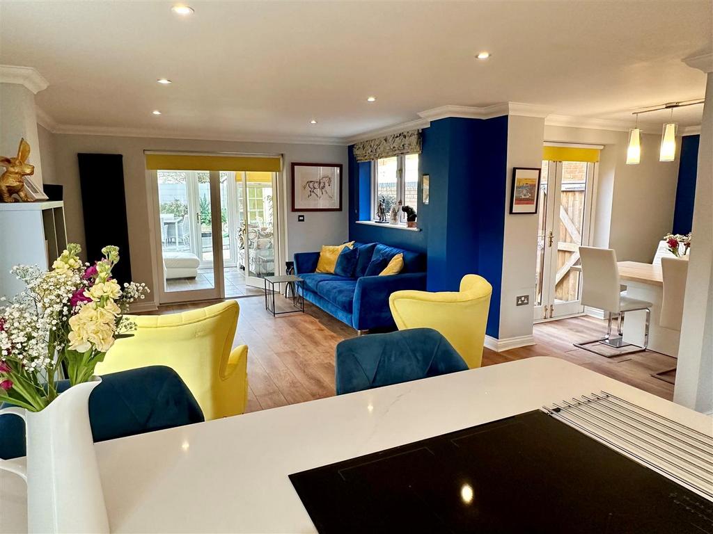 Kitchen to sitting room