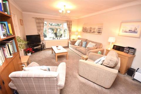 6 Bickenhill Road, Birmingham, B37 7EL