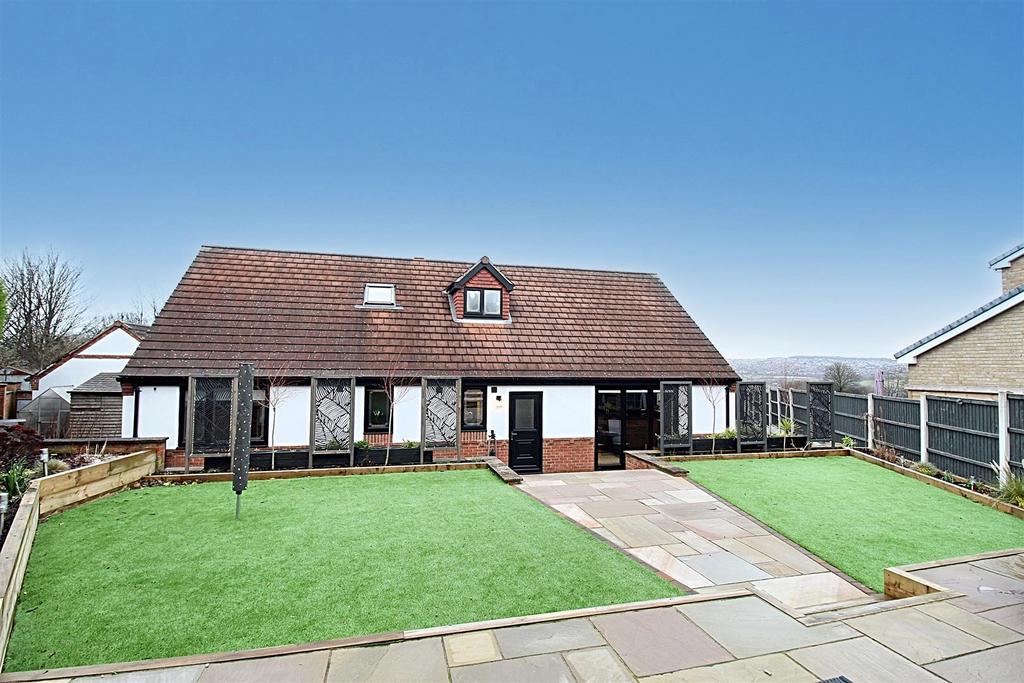 Wood View Lane, Redbrook, Barnsley S75 2RQ 5 bed detached bungalow for