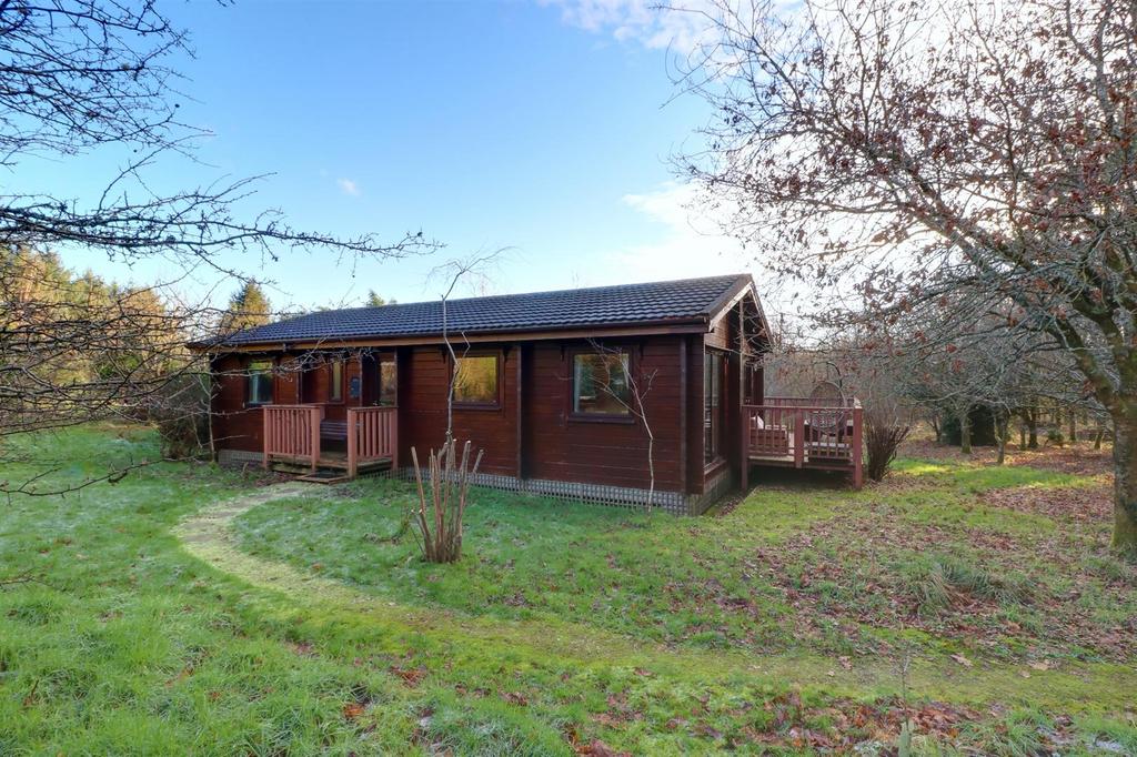 Forest Lakes, Woolsery, Bideford 2 bed chalet for sale £150,000