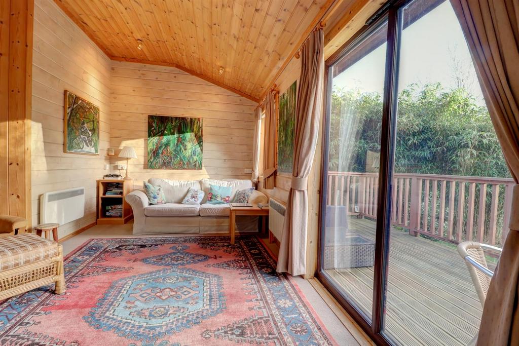 Living Area .2.jpg