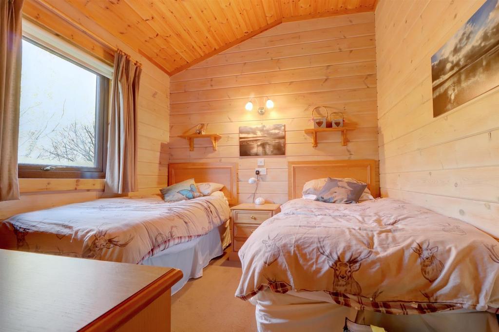 Bedroom 2 .1.jpg